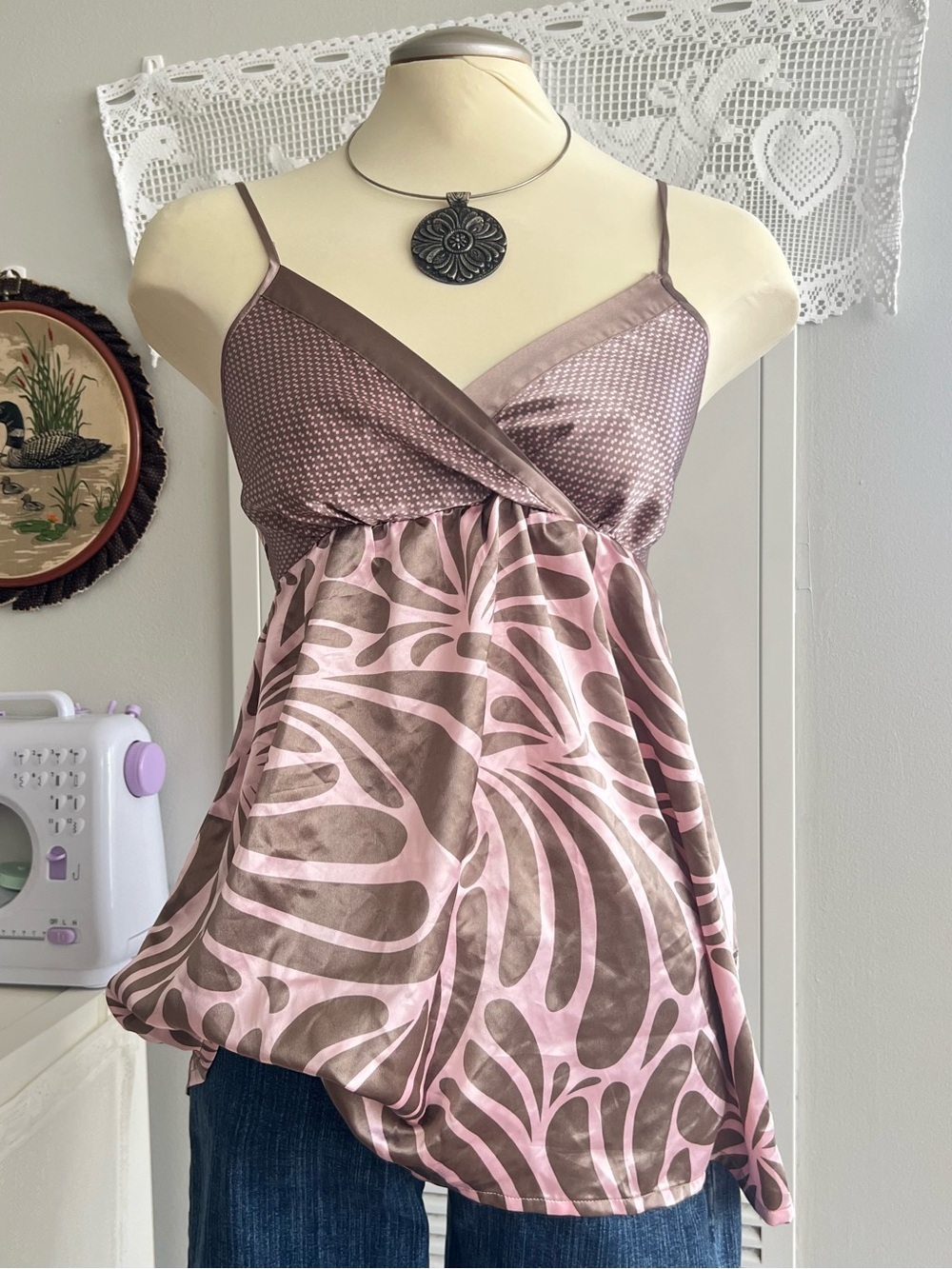 Y2K babydoll pink & brown abstract leaf-like patterned silk blend cami top